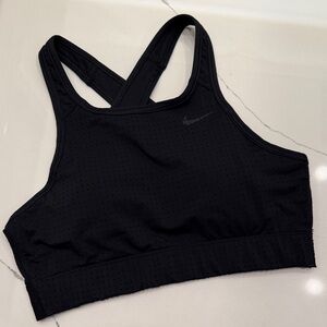 🌻3/$25 Nike Black Cross Back Sports Bra